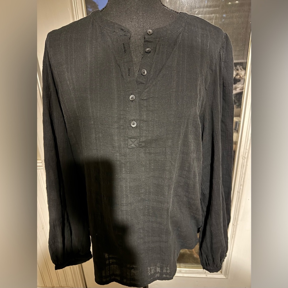 Treasure and Bond black long sleeve blouse size S